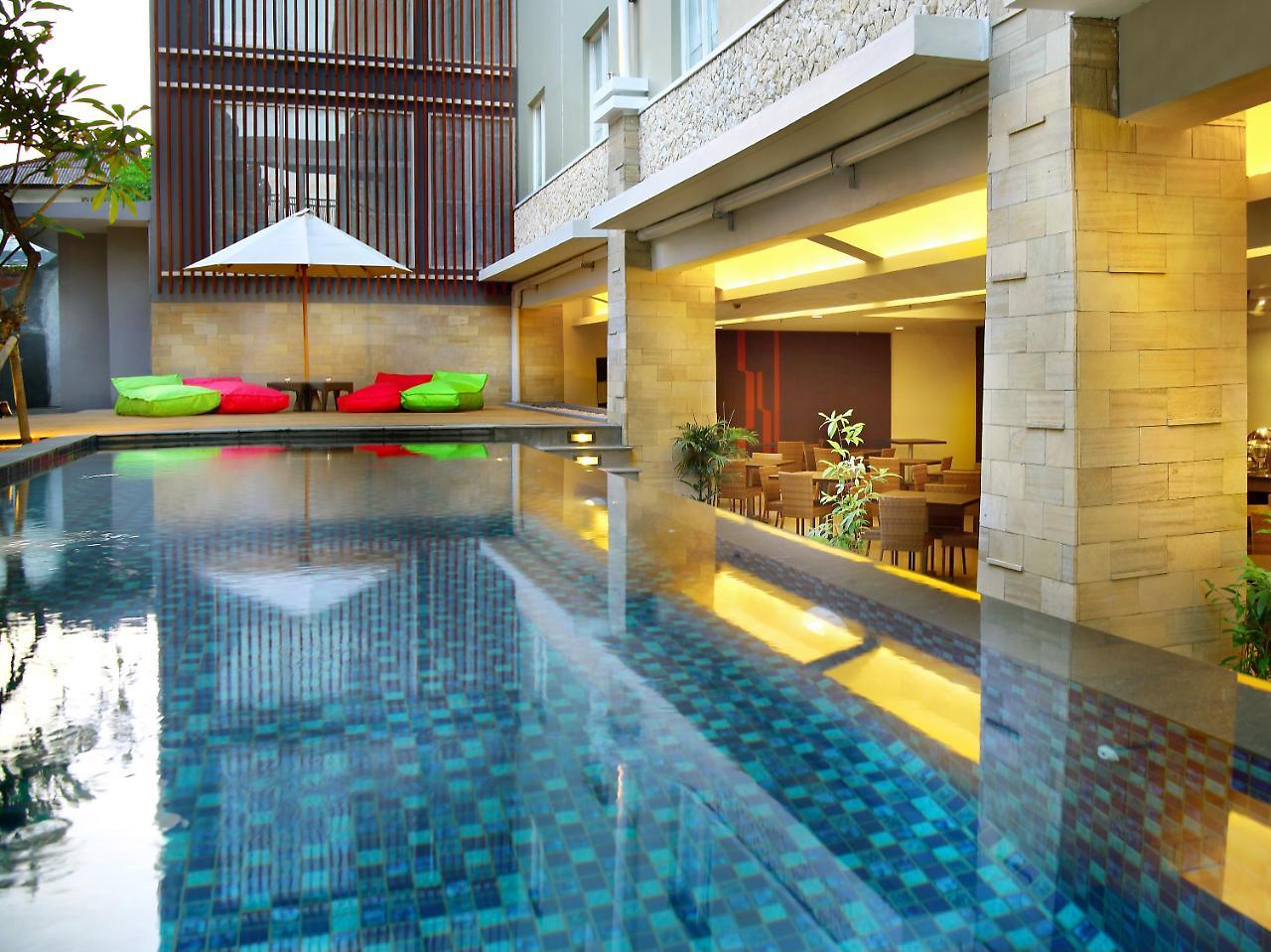 Primera Hotel Seminyak Εξωτερικό φωτογραφία