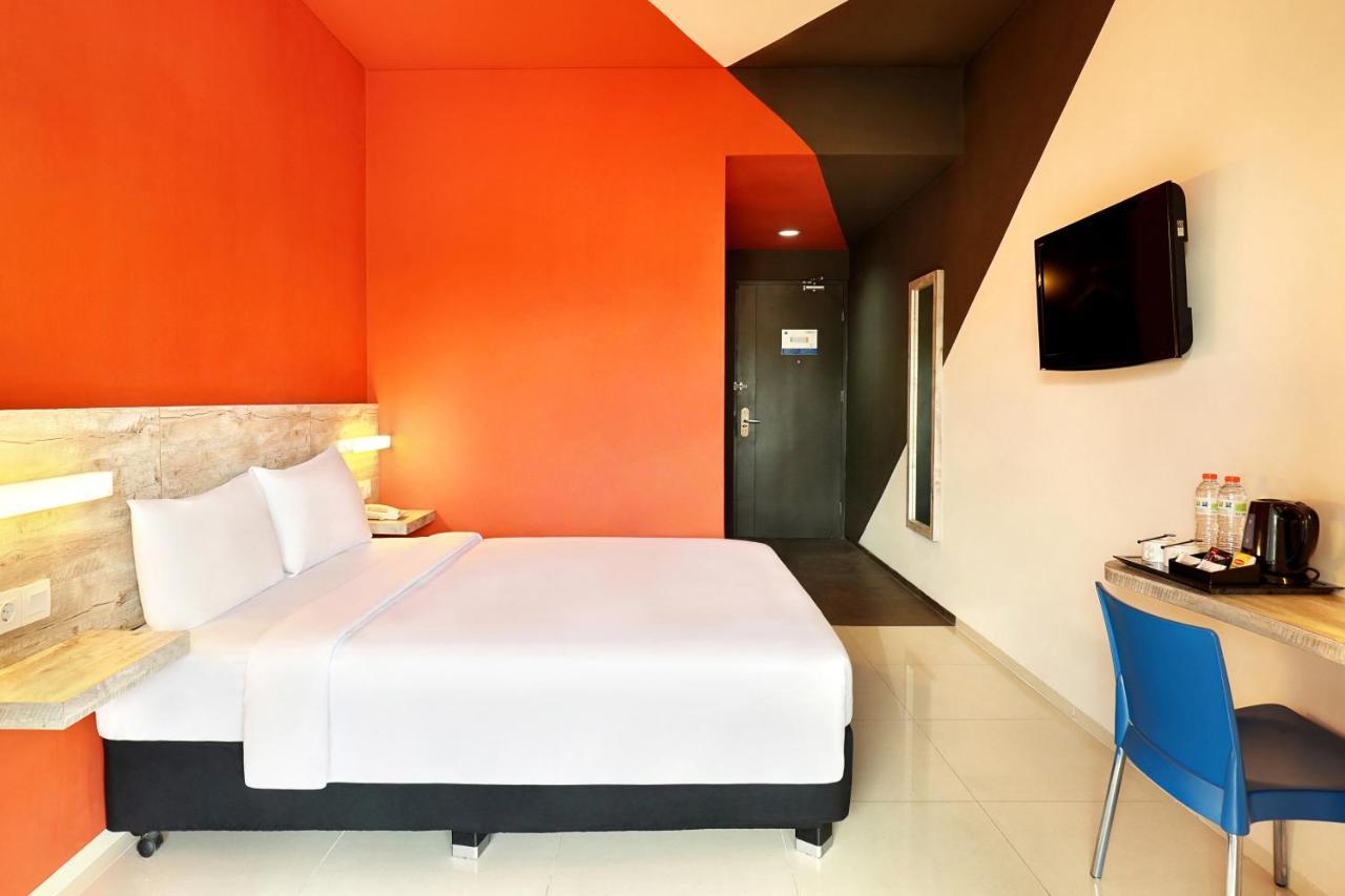 Primera Hotel Seminyak Εξωτερικό φωτογραφία